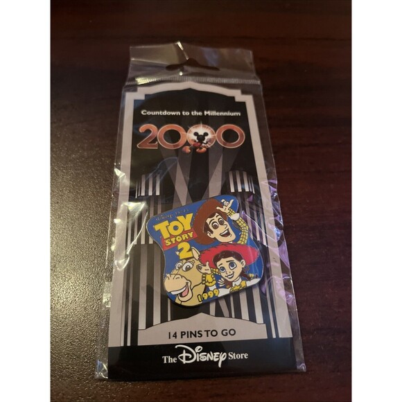 Disney Countdown To The Millennium Toy Story 2 #15 Pin - Picture 1 of 4